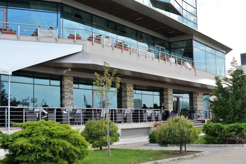 Hotel Esplanada Tulcea Extérieur photo
